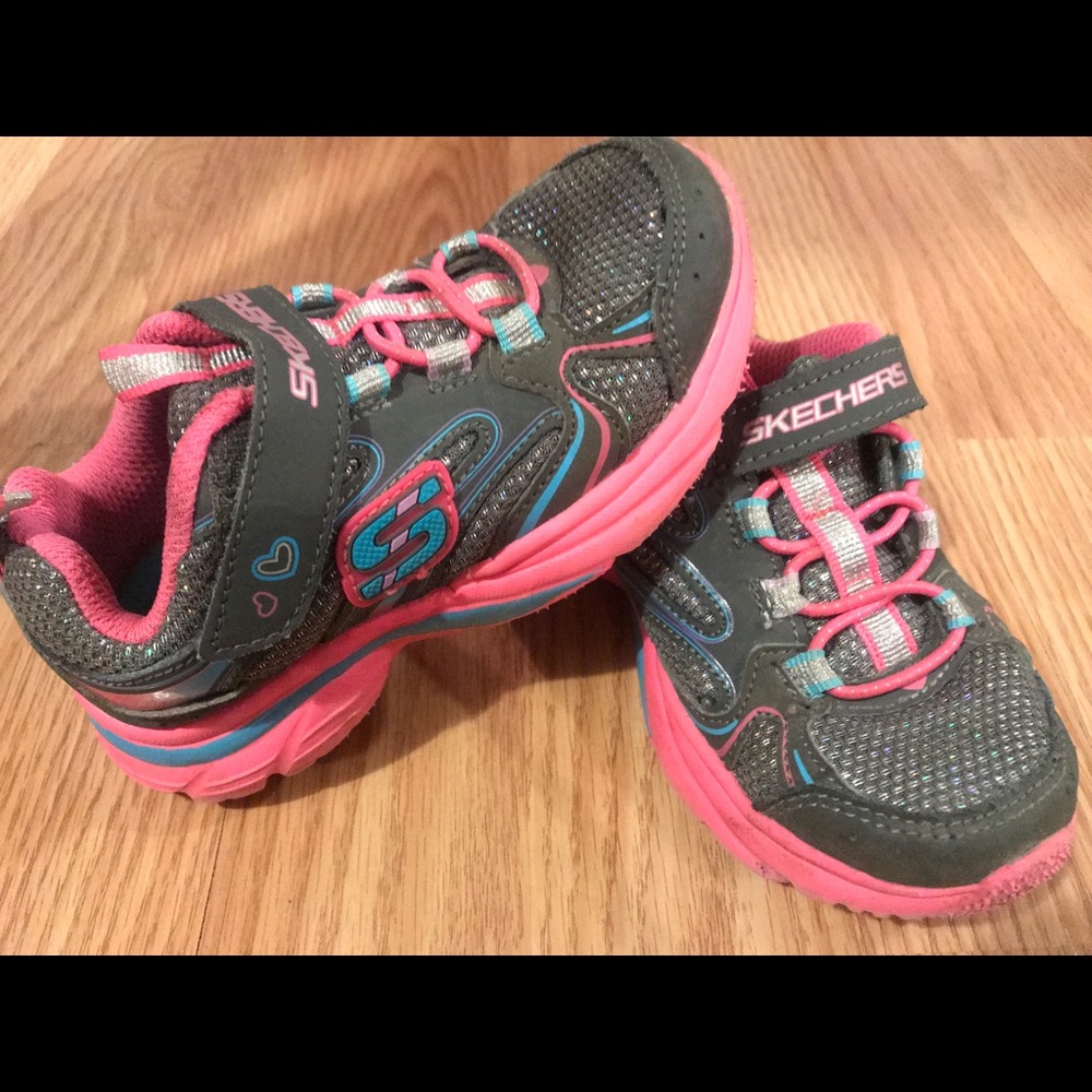 Skechers
